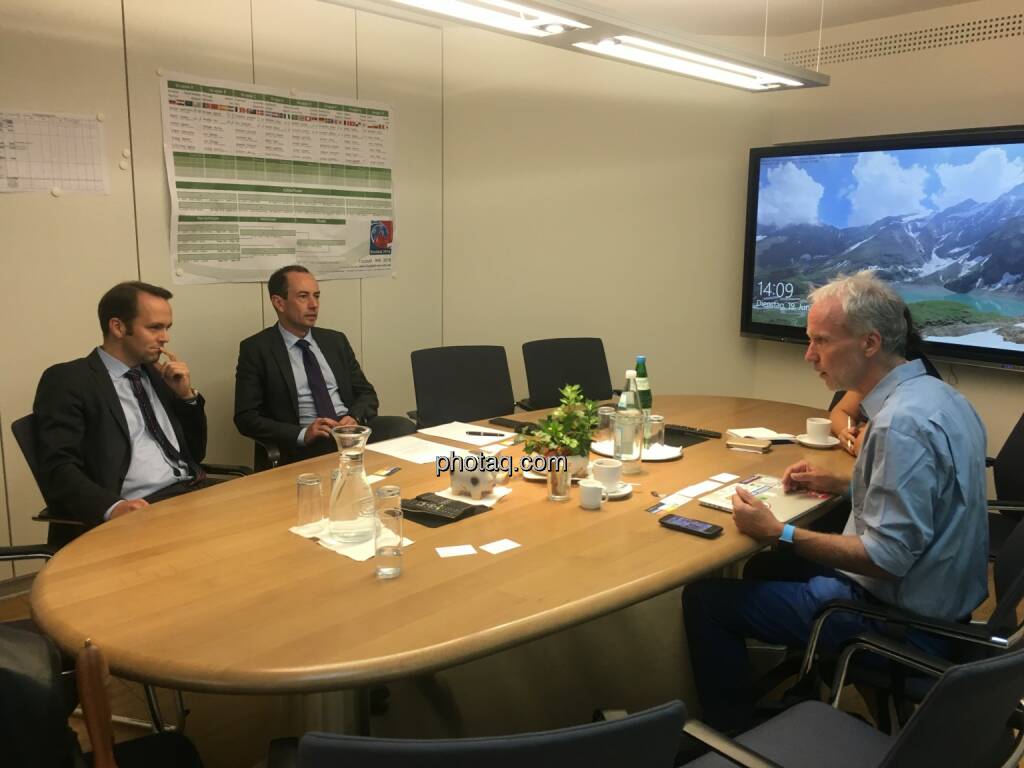 Robert Slovacek (Verbund), Klaus Hebenstreit (Verbund), Christian Drastil (BSM) (11.07.2018) 