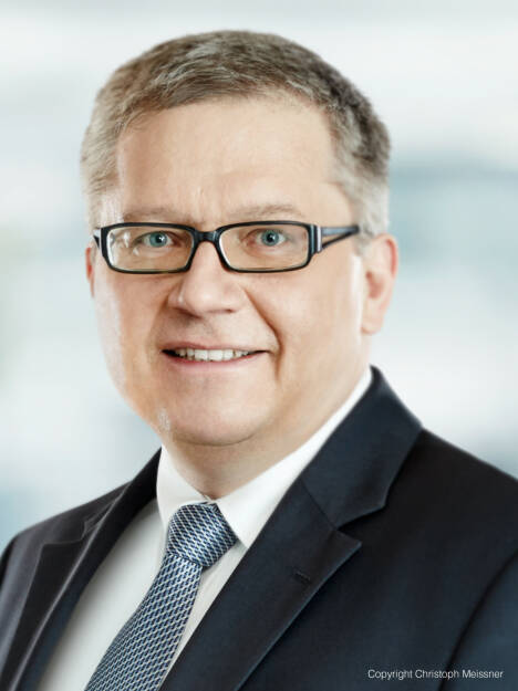 Neuer Partner bei TPA: Seit mehr als zwanzig Jahren ist der Wirtschaftsprüfer und Steuerberater Robert Bruckmüller bei TPA. Seine Schwerpunkte sind Bankprüfungen und die Prüfung und Erstellung von Konzernabschlüssen. Robert Bruckmüller ist Mitglied des Fachsenats für Unternehmensrecht und Revision, Lektor an der FH Wien und Autor zahlreicher Fachartikel.. Foto: Christoph Meissner, © Aussendung (25.07.2018) 