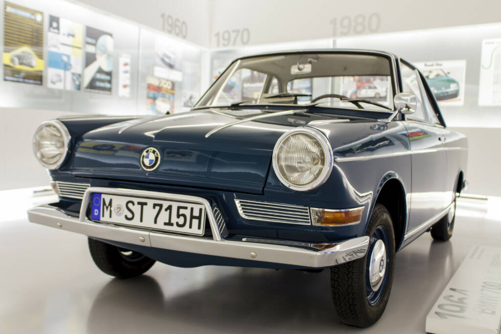 BMW, Oldtimer, Auto - https://de.depositphotos.com/29963771/stock-photo-bmw-700-1964-in-bmw.html, © <a href=
