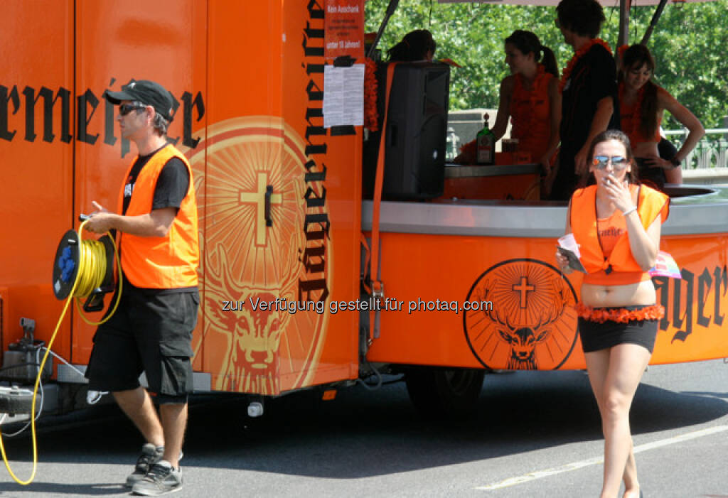 Regenbogenparade in Wien, Jägermeister (14.06.2013) 