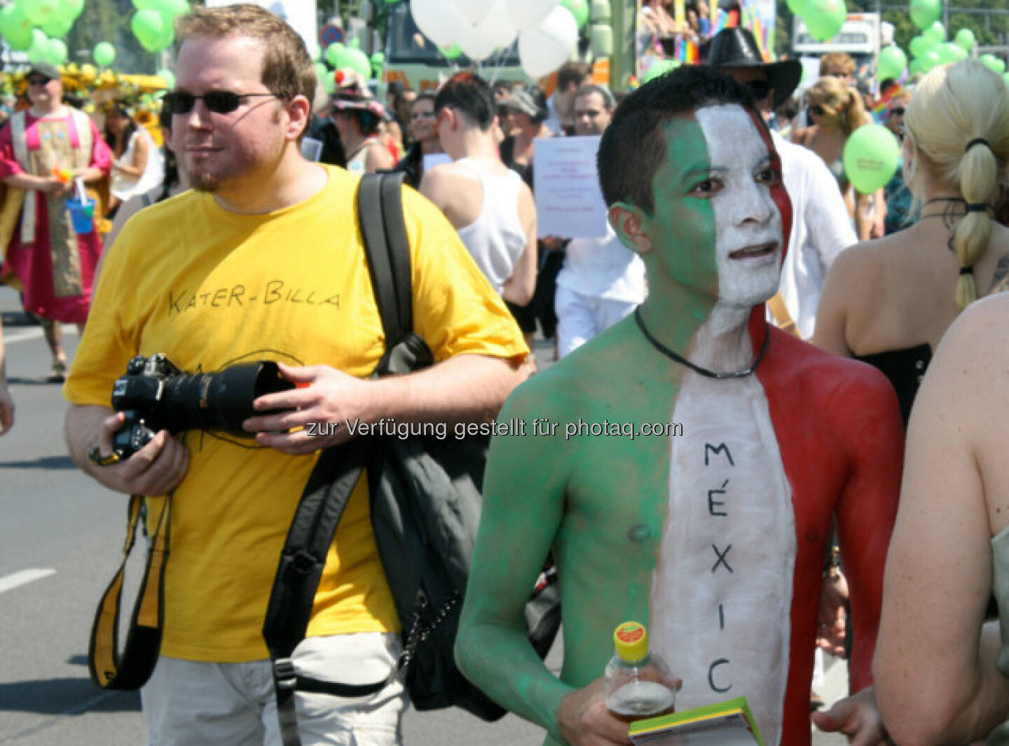 Regenbogenparade in Wien, Kater-Billa, Mexico