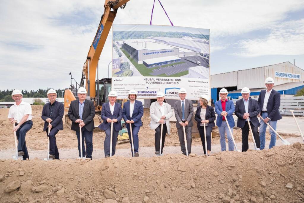 Unger Steel Group realisiert als Generalunternehmer Großprojekt in Meckenheim: R. Thoss (Werksleitung Zinkpower), W. Straka (Architekt), C. Neubauer, Josef Unger (beide Unger Steel Group), M. Kopf, Willi Kopf (beide Gesellschafter Kopf Gruppe), Bürgermeister B. Spilles, Christine Marin (Gesellschafterin Kopf Gruppe), D. Schwindenhammer (Wirtschaftsförderung Meckenheim), H.-G. Kornrade (Zinkpower Engineering), L. Emmerich (Regionalleitung West Zinkpower), Copyright: Quelle Unger Steel Group, © Aussendung (23.08.2018) 