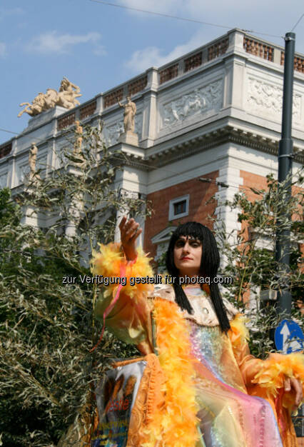 Regenbogenparade in Wien, Wiener Börse (14.06.2013) 