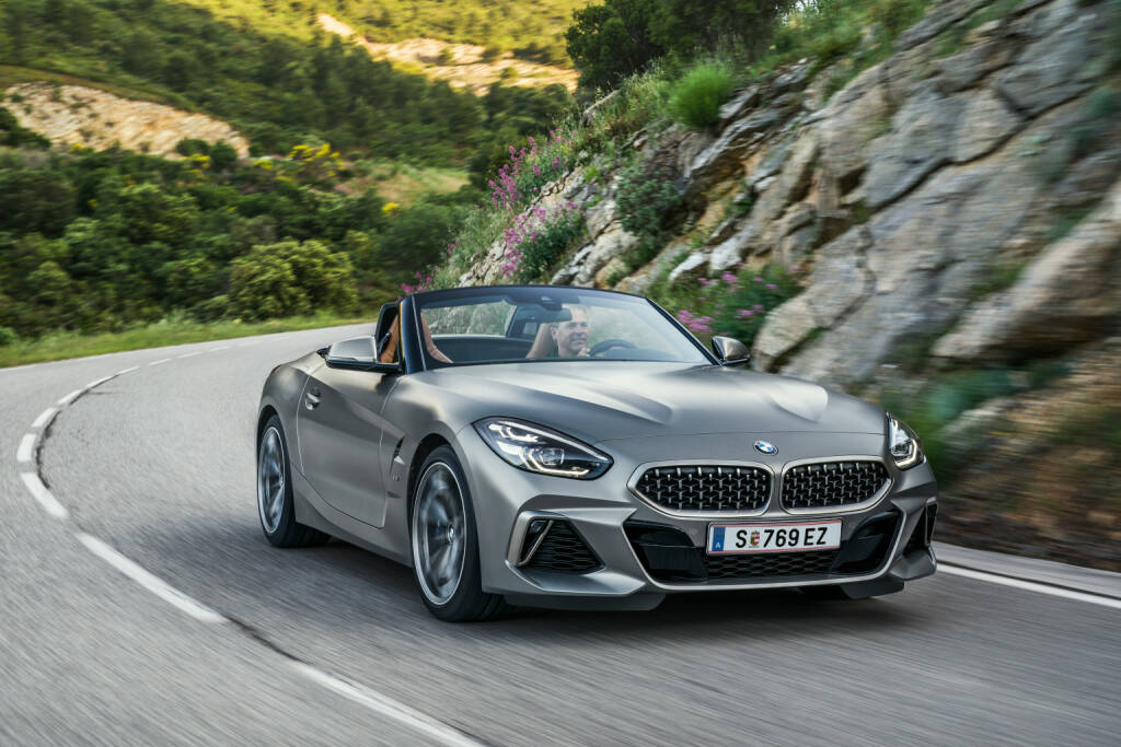 Made in Austria: Der neue BMW Z4. Ende 2018 startet die Produktion des sportlichen Zweisitzers bei Magna Steyr Fahrzeugtechnik (MSF) in Graz. Der BMW Z4 wird dann exklusiv in Österreich für den gesamten Weltmarkt produziert. In Kombination mit der bestehenden Fertigung des BMW 5er produziert die BMW Group dann bereits zwei Modelle in Österreich – und unterstreicht damit ihr kontinuierlich wachsendes Engagement am Wirtschaftsstandort. Fotocredit:BMW, © Aussendung (19.09.2018) 