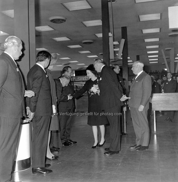 Heathrow Airport, Her Majesty The Queen formally opens Terminal 1, 1969. Image ref XHHE00070, (c) Aussendung Austrian (15.06.2013) 