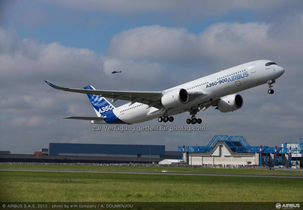 Der mit Spannung erwartete Erstflug des Airbus A350 XWB ist erfolgreich durchgeführt worden. Mit an Bord waren verschiedene Hightech-Komponenten der FACC AG (c) Airbus/FACC-Aussendung (17.06.2013) 