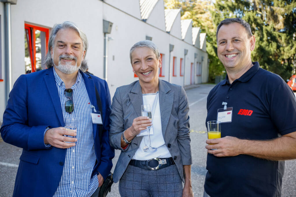 Franz Tausch und Susanne Lauer, Geschäftsführer der KIMI-Plus GmbH, Johann Haslinger, Vertrieb EMD GmbH; Credit: Christian Husar Fotografie (01.10.2018) 