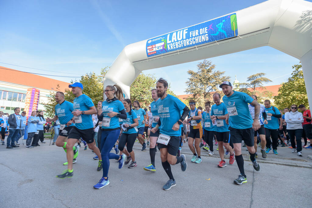 Medizinische Universität Wien: 12. Krebsforschungslauf der MedUni Wien: Rund 3.000 TeilnehmerInnen und mehr als 100 Firmenteams unterstützten die Krebsforschung; Fotocredit: MedUni Wien/Marko Kovic, © Aussendung (06.10.2018) 