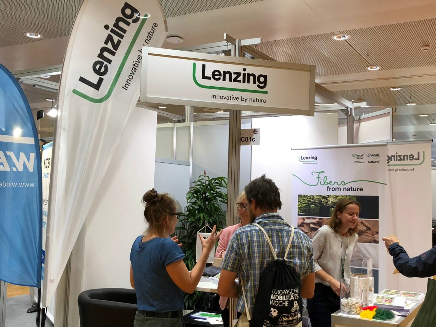 Lenzing, Gewinn Messe