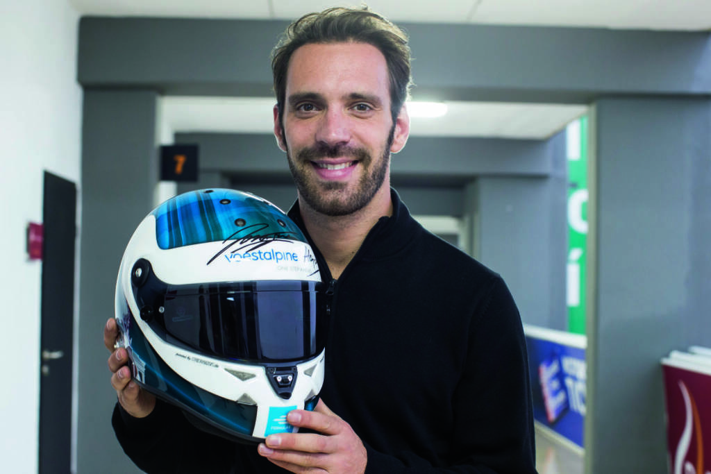 Formel E testet in Valencia – Startschuss für die voestalpine European Races - Jean-Eric Vergne bei den Testtagen in Valencia mit dem voestalpine-Rennhelm (c)Courtesy of Formula E, © Aussendung (19.10.2018) 