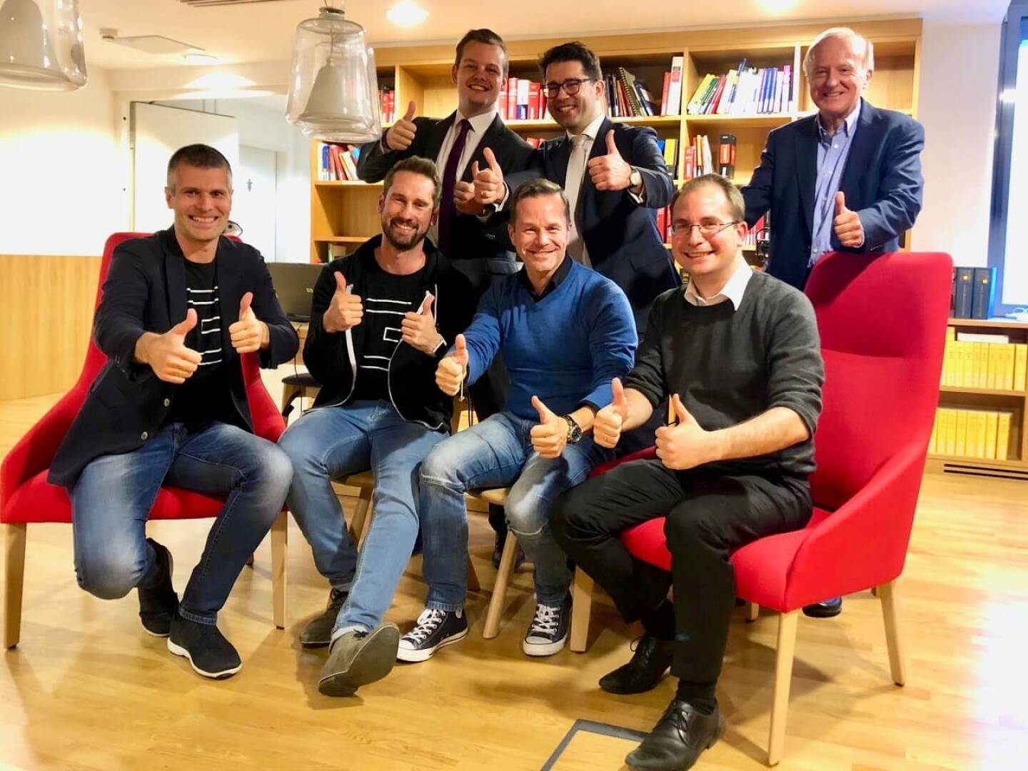 startup300 übernimmt Crowdinvesting-Plattform Conda: Michael Eisler (Vorstand startup300 AG), Daniel Horak (Conda), Hannes Schlager (Brandl & Talos), Bernhard Lehner (Vorstand startup300), Martin Kollar (Brandl & Talos), Paul Pöltner (Conda) und Hans Zavesky (AR-Chef Conda AG), Credit: startup300