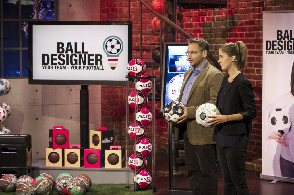 BALLDESIGNER - bekannt aus der Puls4 Start-Up Show 2Min2Mio - sorgt als Finalist für den ISPO BRANDNEW Award 2019 in der Kategorie Digital für österreichische Beteiligung. In Hinblick auf die Fußball Weltmeisterschaft 2026 in den USA konnte erstmals die amerikanische Fahne unter Berücksichtigung der Ballkrümmung nahtlos auf einen Fussball gedruckt werden. Fotocredit:Puls4/Gerry Frank Photography (27.12.2018) 