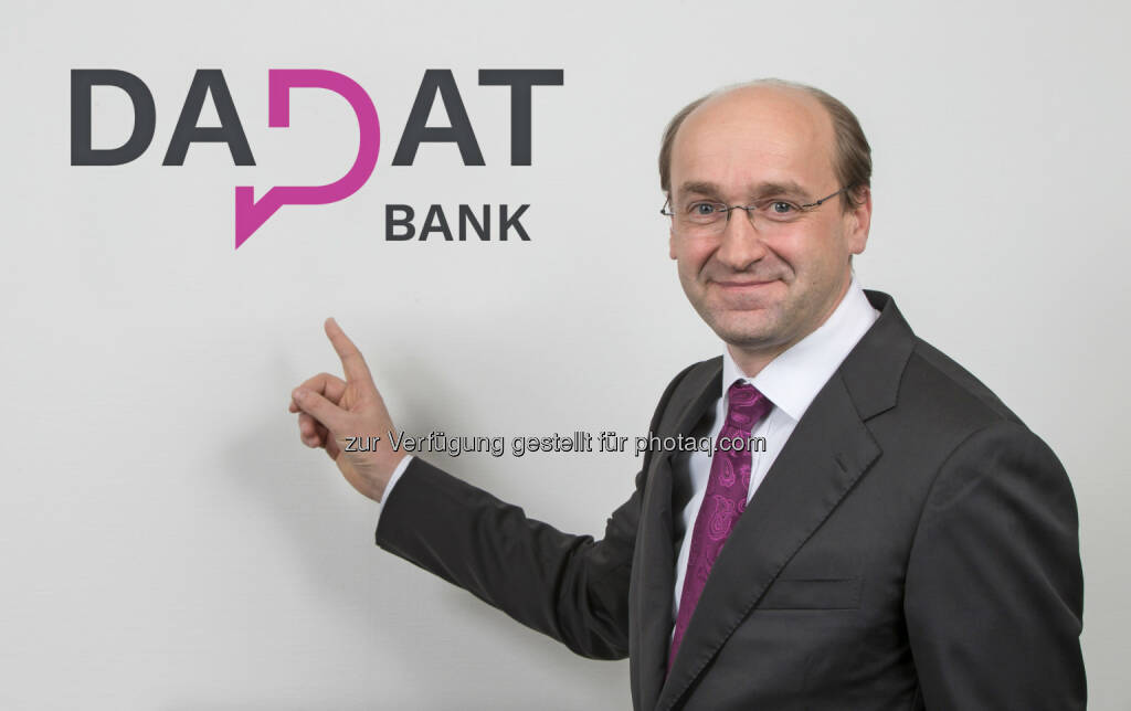 Ernst Huber, CEO der österreichischen DADAT Bank: “Anleger erhalten bei Fonds künftig einen pauschalen Rabatt von 80 Prozent auf den Ausgabeaufschlag.” (02.01.2019) 