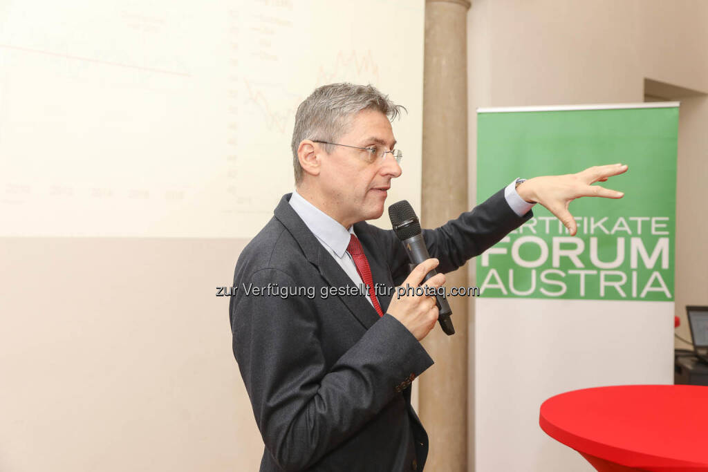 Stefan Bruckbauer (Chefökonom, UniCredit Bank Austria AG), © Zertifikate Forum Austria/APA-Fotoservice/Tanzer Fotograf/in: Richard Tanzer (23.01.2019) 