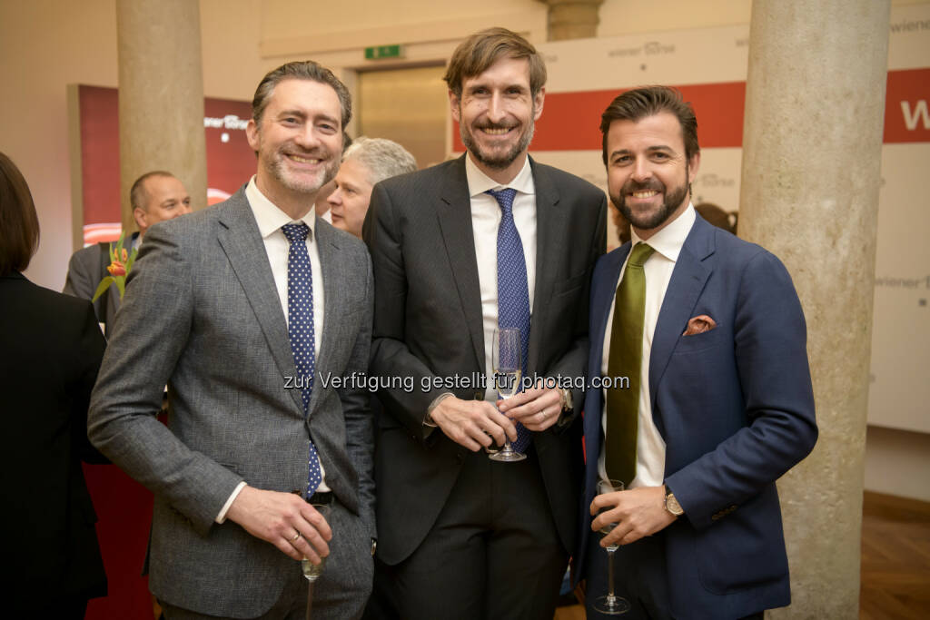 Martin Wenzl (Wiener Börse, links), Christoph Moser (Weber & Partner), © Wiener Börse AG/APA-Fotoservice/Hörmandinger Fotograf/in: Martin Hörmandinger bzw. Richard Tanzer (01.02.2019) 