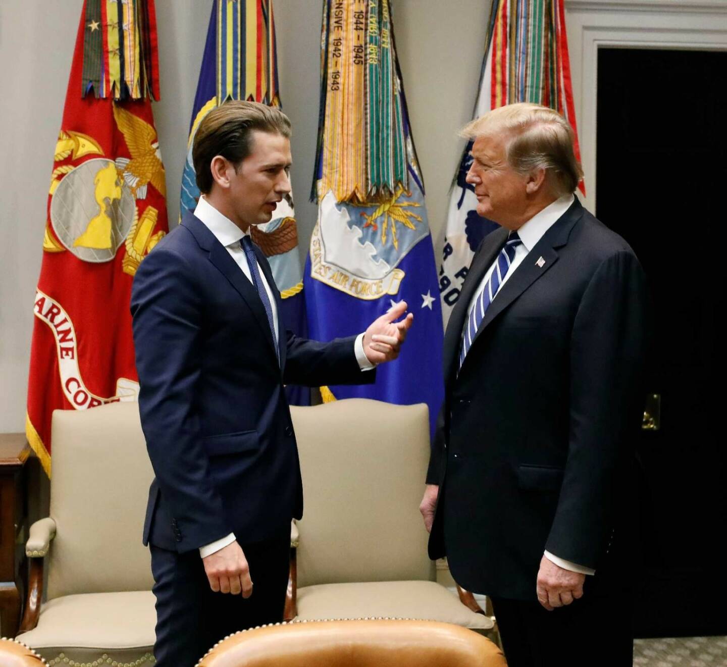 Am 20. Februar 2019 traf Bundeskanzler Sebastian Kurz (l.) im Rahmen seiner Washington Reise den Amerikanischen Präsident Donald Trump (r.). FotografIn: Dragan Tatic, Quelle: BKA