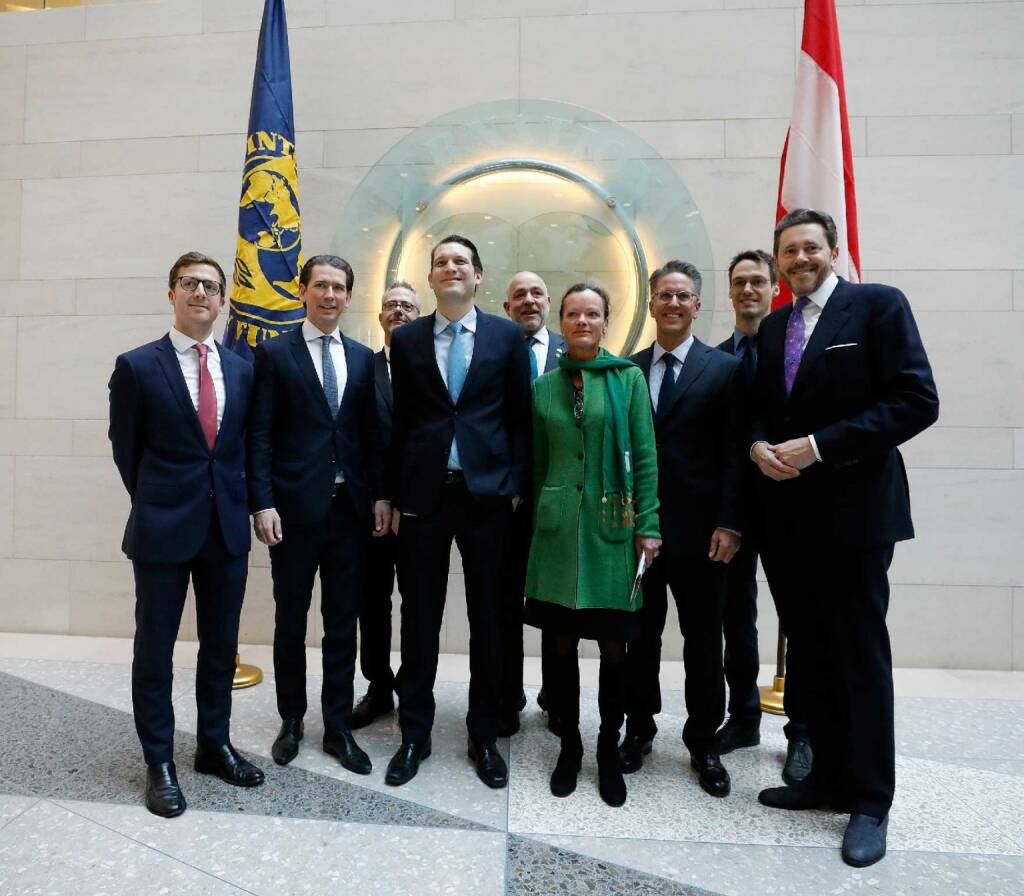 Am 21. Februar 2019 traf Bundeskanzler Sebastian Kurz im Rahmen seiner Washington Reise Österreicher bei Internationaler Währungsfonds. FotografIn: Dragan Tatic Quelle: BKA (21.02.2019) 