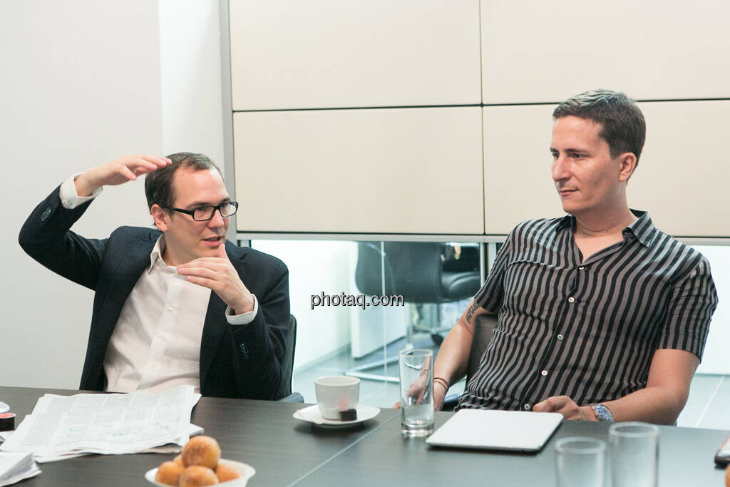 Nikolaus Jilch (Die Presse),  Robert Zikmund (FM4), © finanzmarktfoto.at/Martina Draper (19.06.2013) 