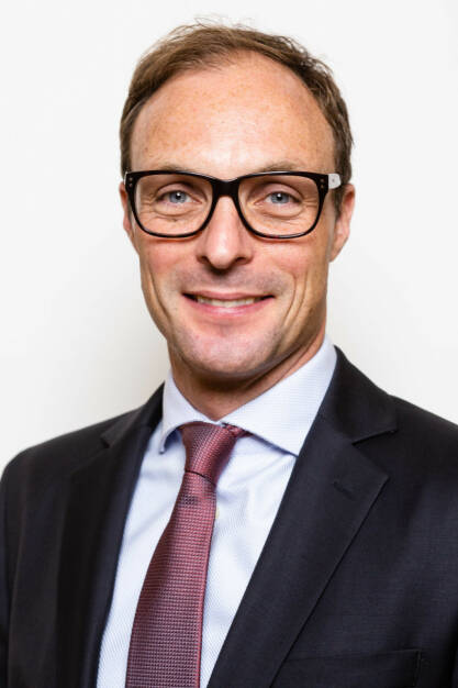 Georg von Pföstl ist seit dem Herbst 2018 neuer Partner bei der Management- und Technologieberatung BearingPoint in Österreich. Er verstärkt im Consulting den Bereich Financial Services am Standort Wien Schwarzenbergplatz. Sein Fokus liegt dabei sowohl fachlich, prozessual als auch datentechnisch im Bereich Risikomanagement und Aufsichtsrecht von Banken. Fotocredit :Bearingpoint (13.03.2019)