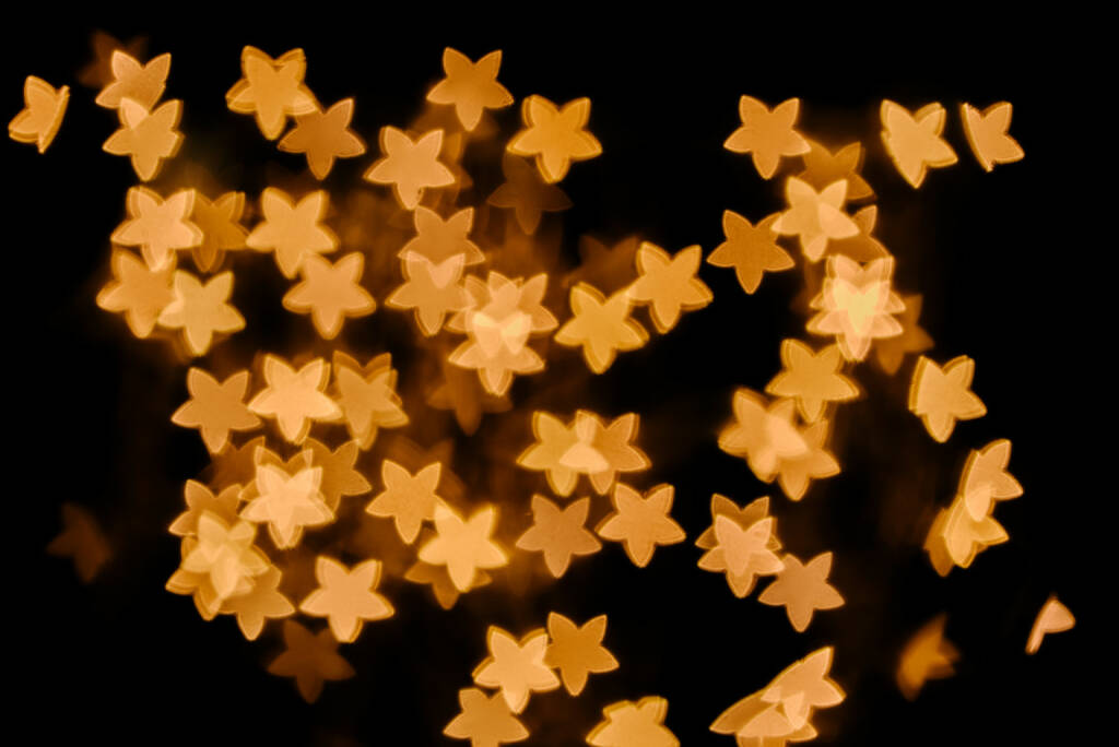 Sterne, leuchtend, https://de.depositphotos.com/217009160/stock-photo-full-frame-golden-stars-bokeh.html, © <a href=