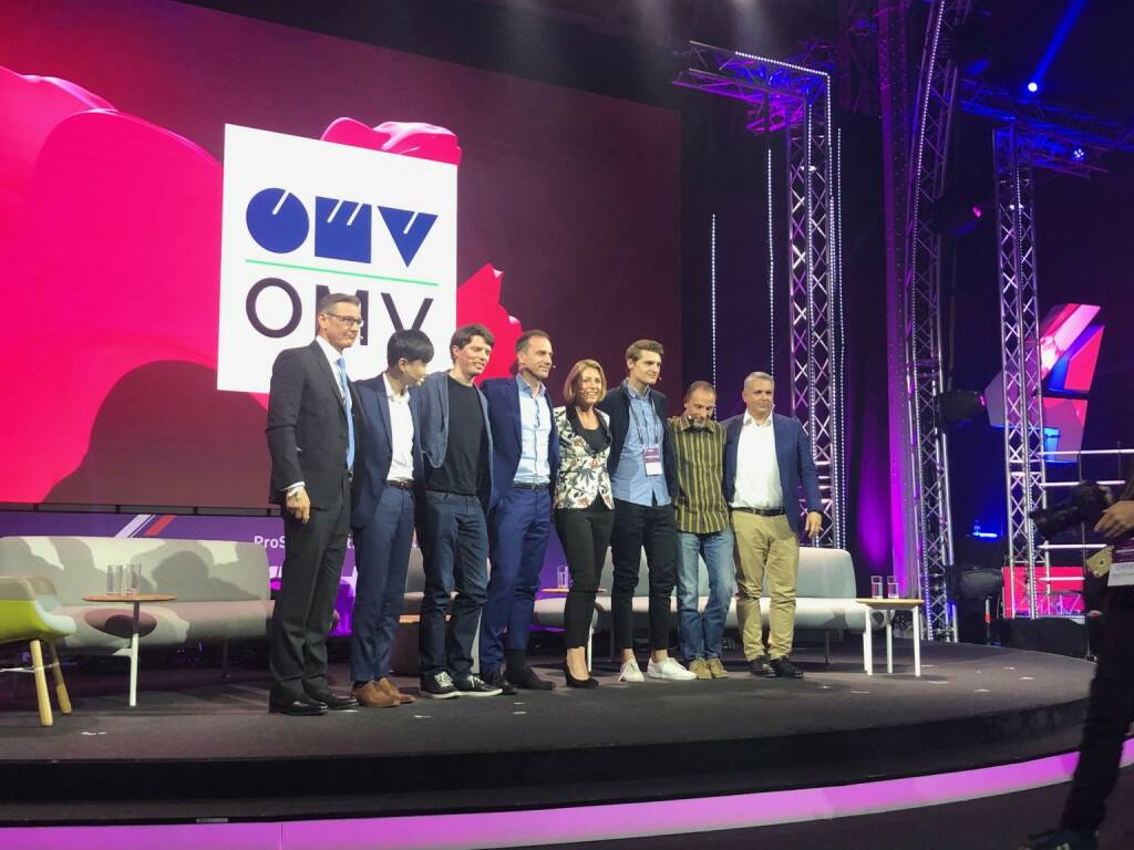 4GameChangers-Festival 2019: Banking 4.0 mit Alexander Schütz (Gründer C-Quadrat), Jun Ting (Aimazing), Georg Hauer (N26), Bernhard Engel (PwC), Barbara Aigner (emotion banking), Val Scholz (Revolut), Marco Breu (McKinsey), Peter Bosek (Erste Group) (09.04.2019) 