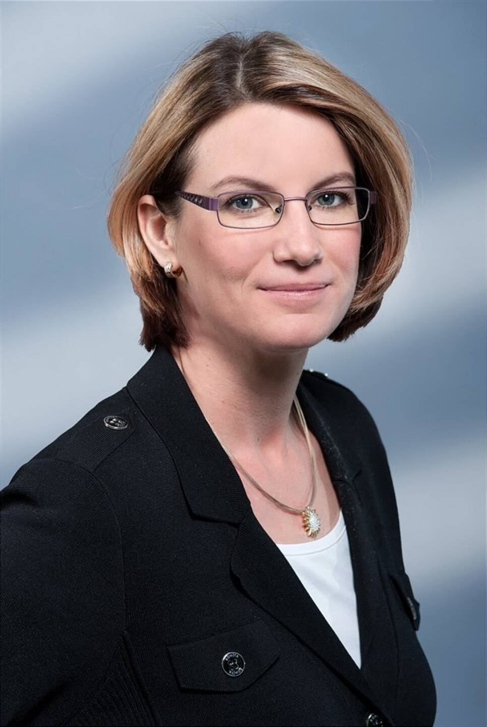 Ingrid Rattinger, Managing Partner Talent bei EY Österreich: Vier von fünf Beschäftigte in Österreich fühlen sich dem Arbeitgeber verbunden – Loyalität steigt mit der Position, aber 57 Prozent halten sich für unterbezahlt – durchschnittlich fordern Arbeitnehmer um rund 14 Prozent mehr Gehalt; Credit: E&Y