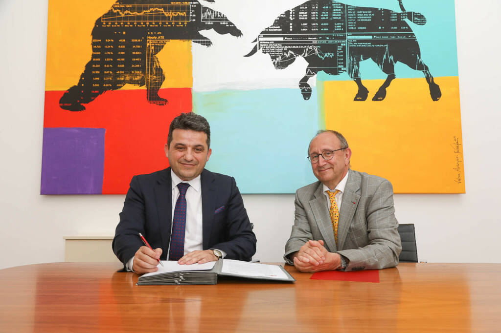 Albanische Börse und Wiener Börse unterzeichnen Marktdaten-Kooperation, Artan Gjergji und Ludwig Nießen bei der Vertragsunterzeichnung; Credit: Wiener Börse, © Aussendung (17.06.2019)