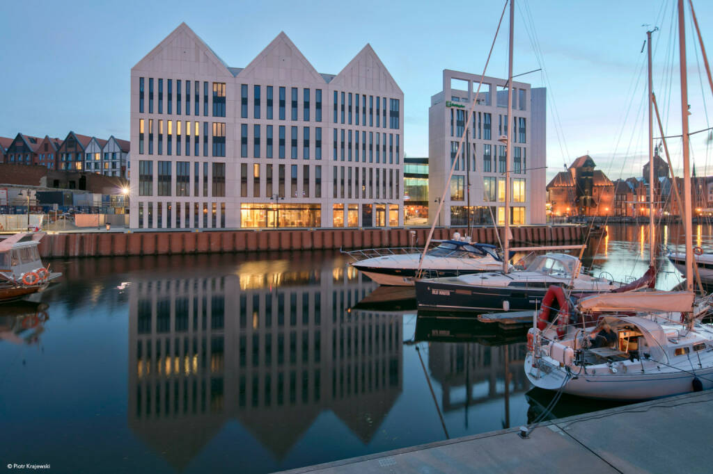 Das von UBM Development entwickelte Holiday Inn Gdansk City Centre wurde im Juni 2019 erfolgreich eröffnet. Bild: Piotr Krajewski - Fotografia Architektury / Architectural Photography (27.06.2019) 