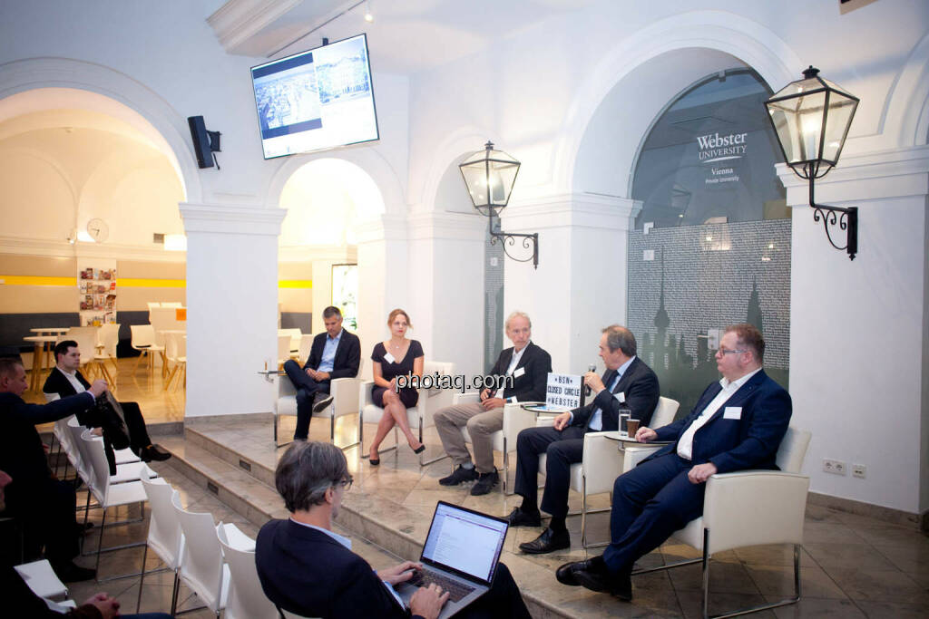 Michael Eisler (startup300), Julia Özturk (NET New Energy), Christian Drastil (BSN), Wolfgang Matejka (Matejka & Partner), Gregor Rosinger (Rosinger Group) (18.09.2019) 