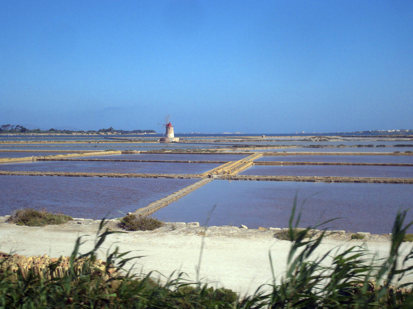 Meersalzgewinnung, Wasserbecken, Sizilien