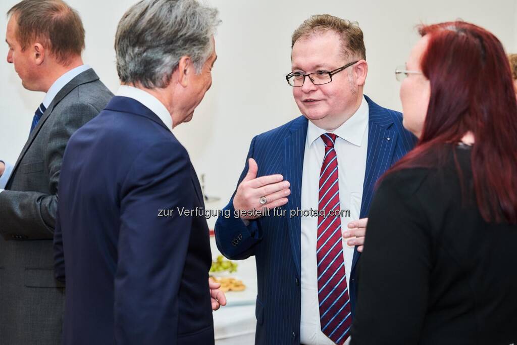 Kurt Wiedemann (Sir Anthony), Gregor Rosinger (Rosinger Group), Yvette Rosinger (Rosinger Group), © FotoLois.com / Alois Spandl (24.10.2019) 