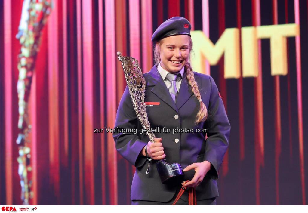 Carina Edlinger (AUT). Photo: GEPA pictures/ Christian Walgram (07.11.2019) 