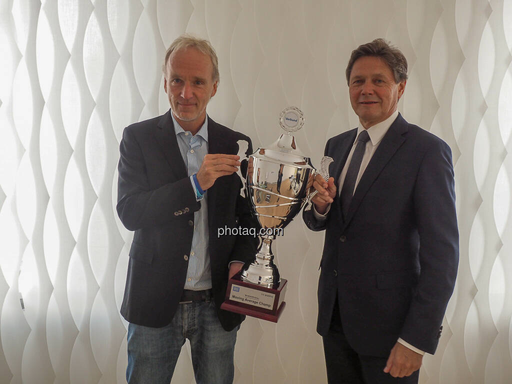 Christian Drastil (BSN), Wanderpokal, Wolfgang Anzengruber (Verbund), © photaq.com (07.11.2019) 
