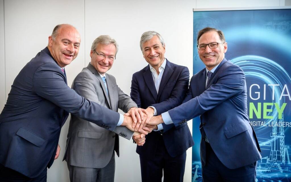 OMV schließt sich im Rahmen ihrer Digitalisierungsstrategie mit Microsoft zusammen: OMV Finanzvorstand Reinhard Florey, OMV Chief Information Officer Jan Leitermann, Vahe Torossian, Präsident von Microsoft Western Europe, Jean-Philippe Courtois, Executive Vice President und President Global Sales, Marketing and Operations der Microsoft Corporation © Microsoft / Bernard Lachaud, © Aussendung (03.12.2019) 