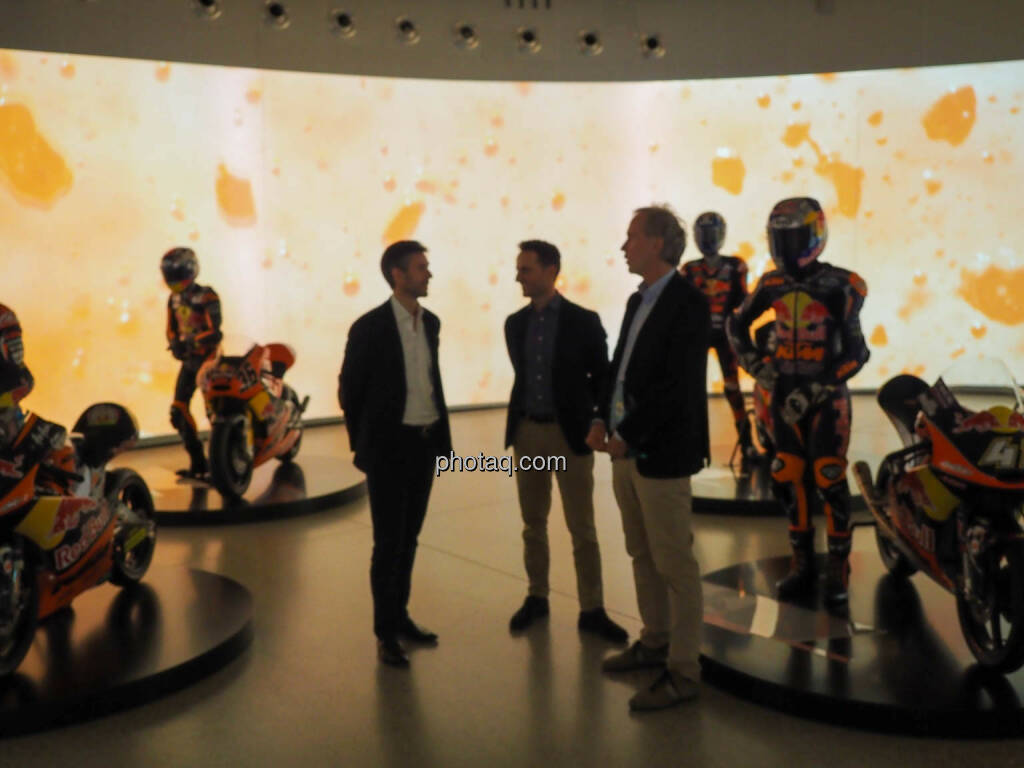 Stefan Rathausky, René Esterbauer, Christian Drastil KTM Motohall in Mattighofen (14.12.2019) 