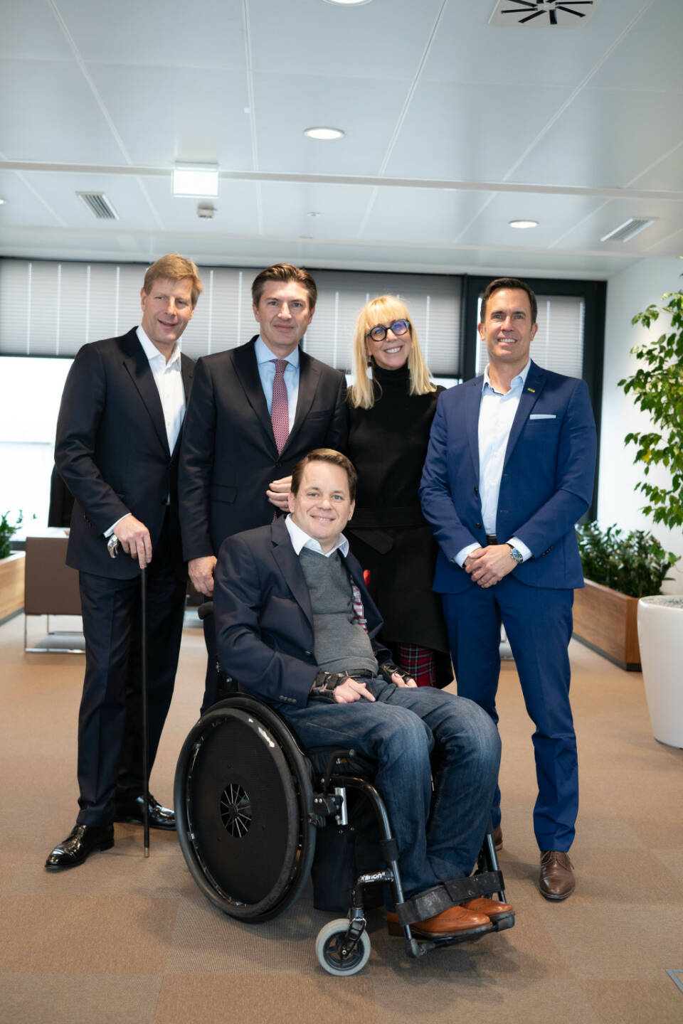 UniCredit Bank Austria bringt gemeinsam mit myAbility internationale Initiative zur Inklusion von Menschen mit Behinderung nach Österreich; von links Julian Hadschieff, Robert Zadrazil, Gregor Demblin, Caroline Casey, Oliver Krupitza (CFO ÖAMTC)
Fotocredits: Oreste Schaller