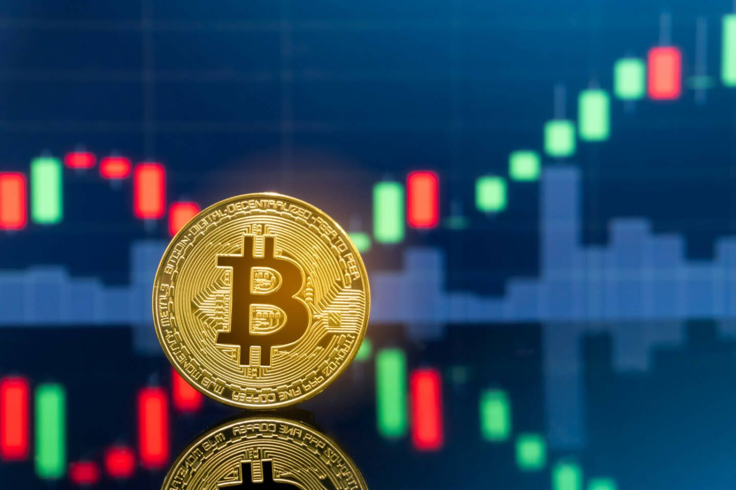 Bitcoin, Trading, Handel, Chart - https://de.depositphotos.com/208012458/stock-photo-bitcoin-cryptocurrency-investing-concept-physical.html