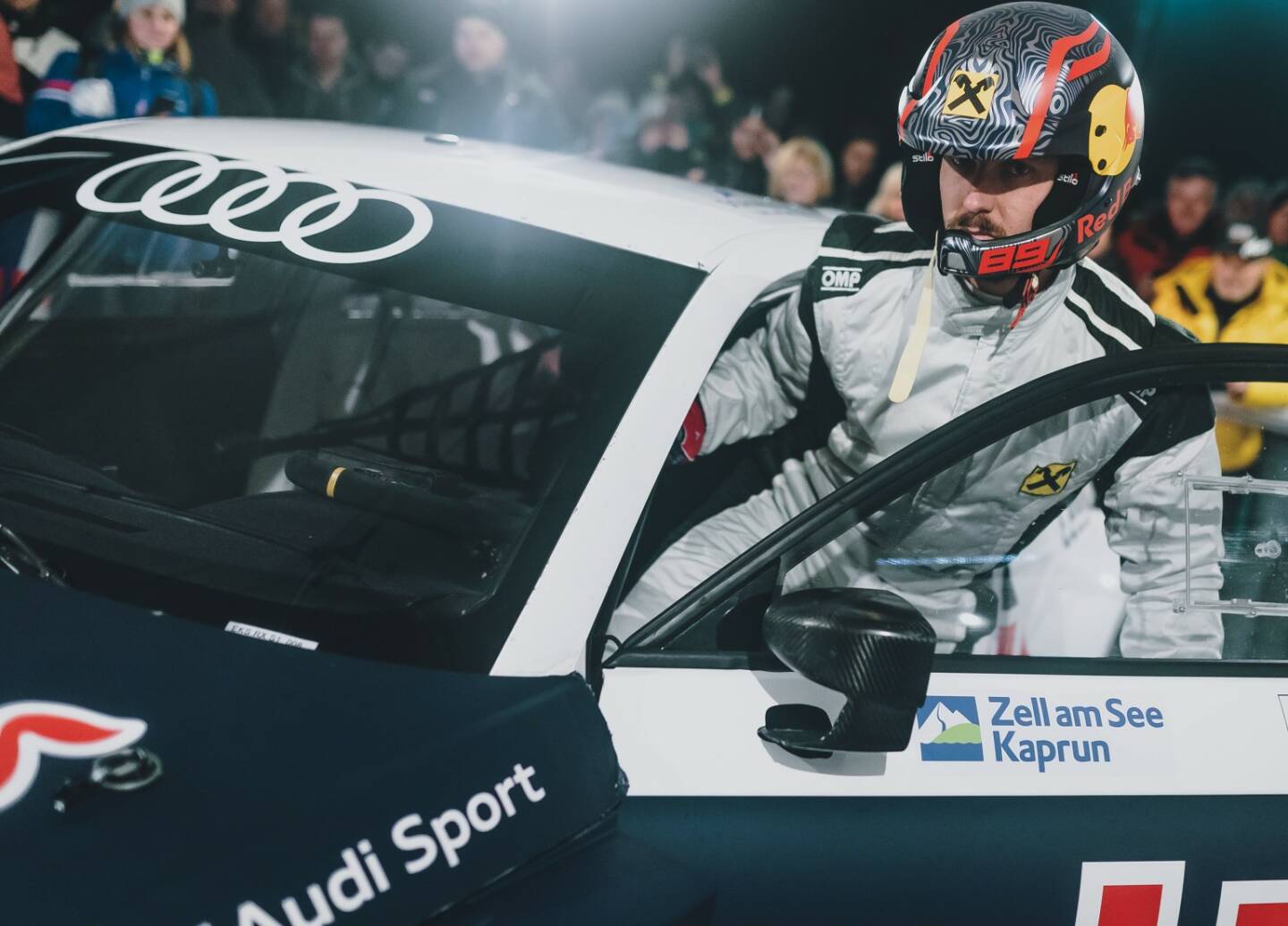 Zell am See-Kaprun: Die Legende ist zurück in Zell am See-Kaprun: 16.000 Zuschauer beim zweiten spektakulären Eisrennen GP Ice Race. Am 1. und 2. Februar 2020 begeisterte das GP Ice Race nicht nur mit spektakulären Rennwagen, sondern auch mit Marcel Hirscher und Axel Lund Svindal beim Skijöring; Credit: EXPA Pictures JFK
