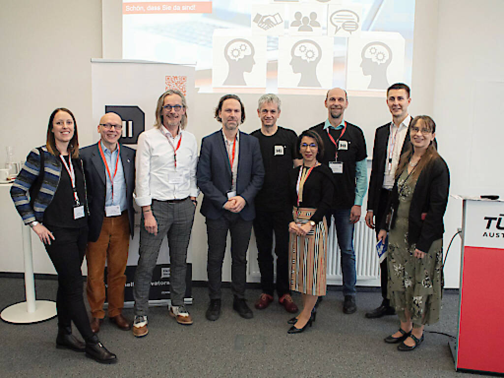 Bei dem von der TÜV AUSTRIA Akademie in Kooperation mit isn - innovation service network veranstalteten Netzwerktreffen präsentierten Innovationsprofis aus unterschiedlichen Bereichen konkrete Beispiele aus der betrieblichen Praxis; im Bild:Reinhard Willfort (Lehrgangsleiter „Innovationsmanagement“, TÜV AUSTRIA Akademie & isn - innovation service network) Christoph Schwald (TÜV AUSTRIA) Johannes Eßmeister (ecoplus) Mozhgan Sadr (VAMED-KMB) Robin Bürger (Fraunhofer IMW), Fotocredit: Andreas Amsüss, TÜV AUSTRIA (10.02.2020) 