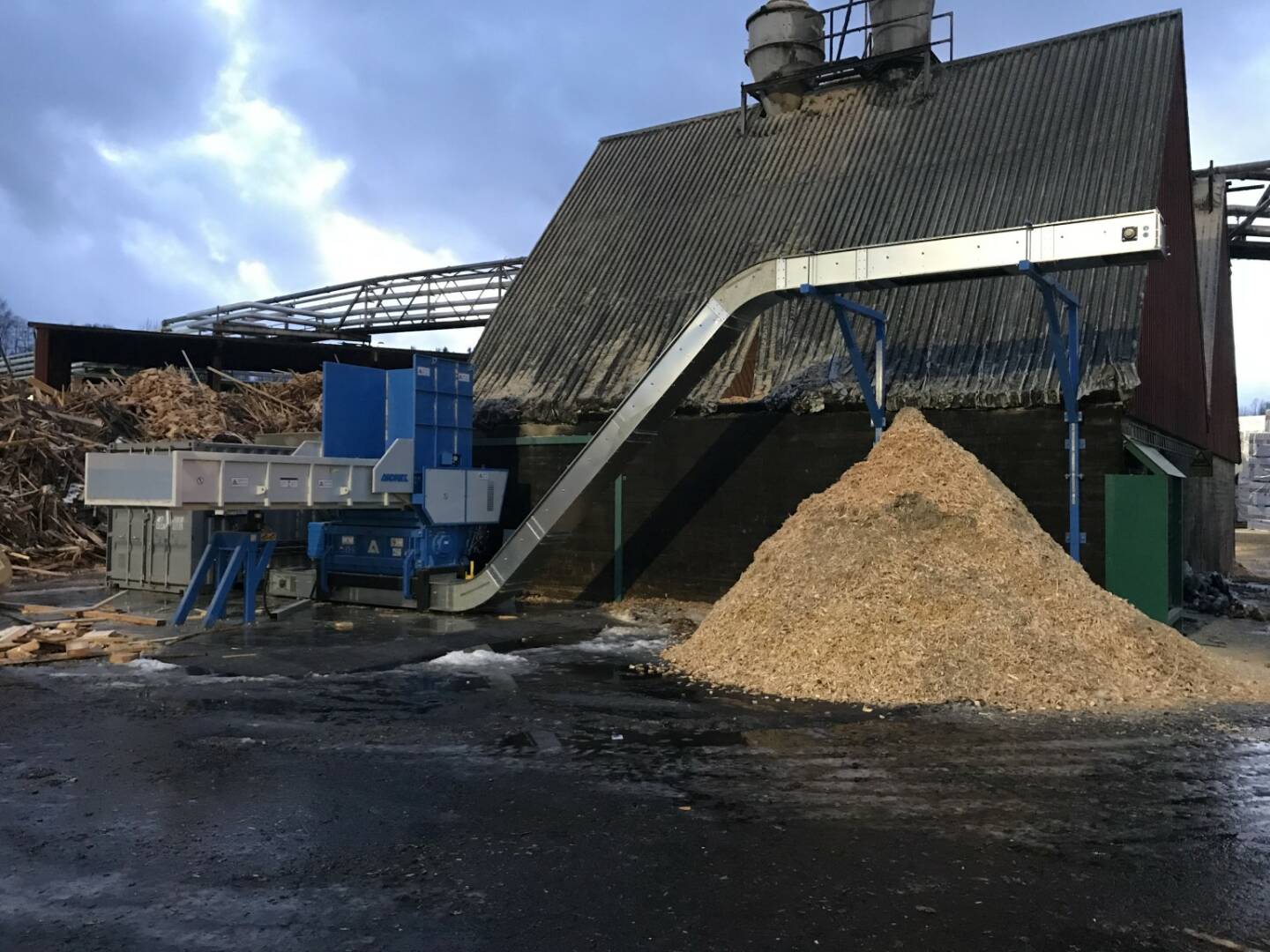 Andritz hat einen Universal Shredder FRP im Sägewerk von Moelven Notnäs Ransby AB im schwedischen Torsby erfolgreich in Betrieb genommen; Bildquelle: Andritz