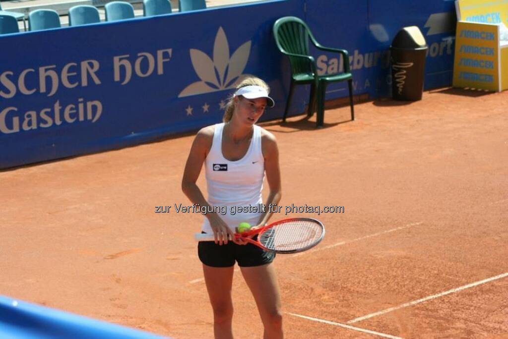 Pia König beim Nürnberger Gastein Ladies, Tennis - mehr unter https://www.facebook.com/GasteinLadies (17.07.2013) 