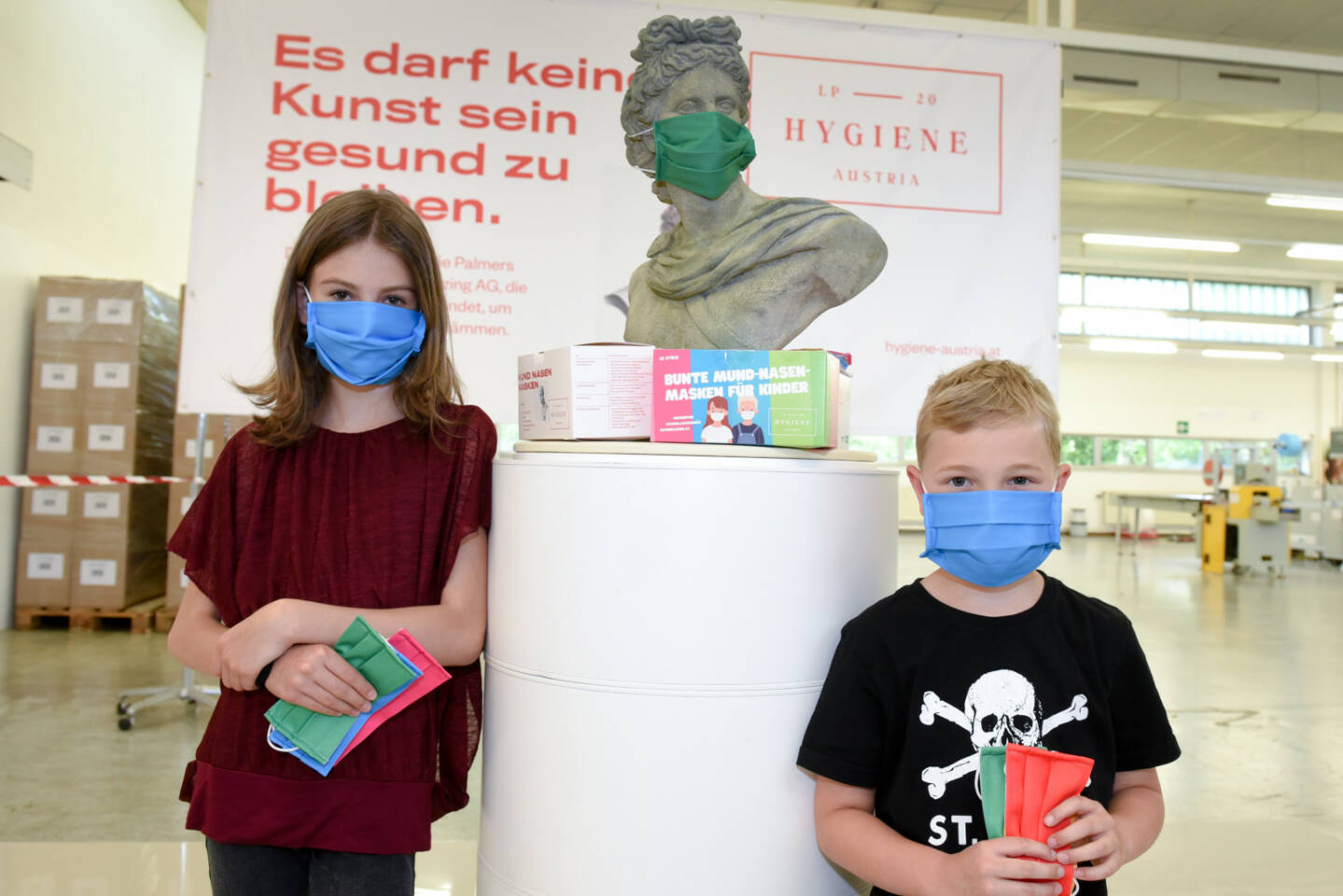 Hygiene Austria produziert Kindermasken für Schule und Ferienbetreuung, neben erfolgreicher MN- und FFP2-Masken-Produktion nun auch Kindermasken im Sortiment; Credit: Hygiene Austria
