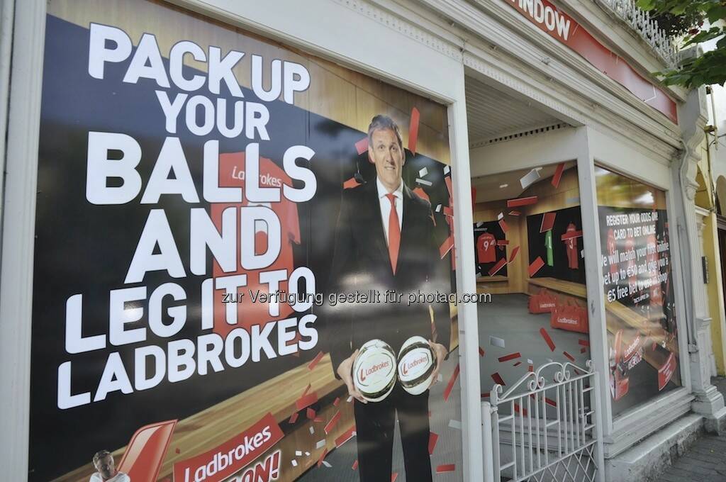 Pack your balls and leg it to Ladbrokes (19.07.2013) 