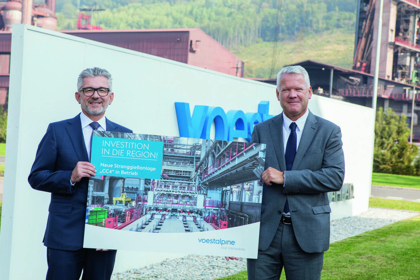 voestalpine eröffnet weltweit modernste Stranggießanlage am Standort Donawitz, im Bild: Herbert Eibensteiner, Vorstandsvorsitzender der voestalpine AG und Franz Kainersdorfer, Vorstandsmitglied der voestalpine AG und Leiter der Metal Engineering Division; Credit: voestalpine