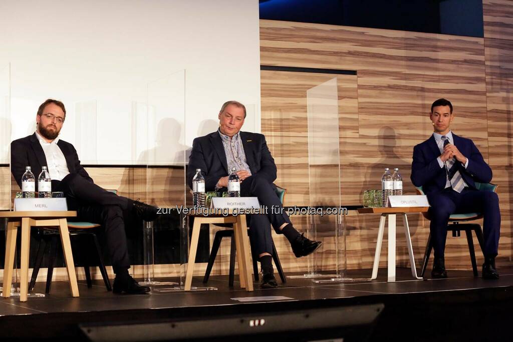 Stefan Merz (Deloitte), Hannes Roither (Palfinger AG) und Michael Oplustil (Uniqa AG), © CIRA/APA-Fotoservice/Bargad Fotograf/in: Nadine Bargad (02.11.2020) 