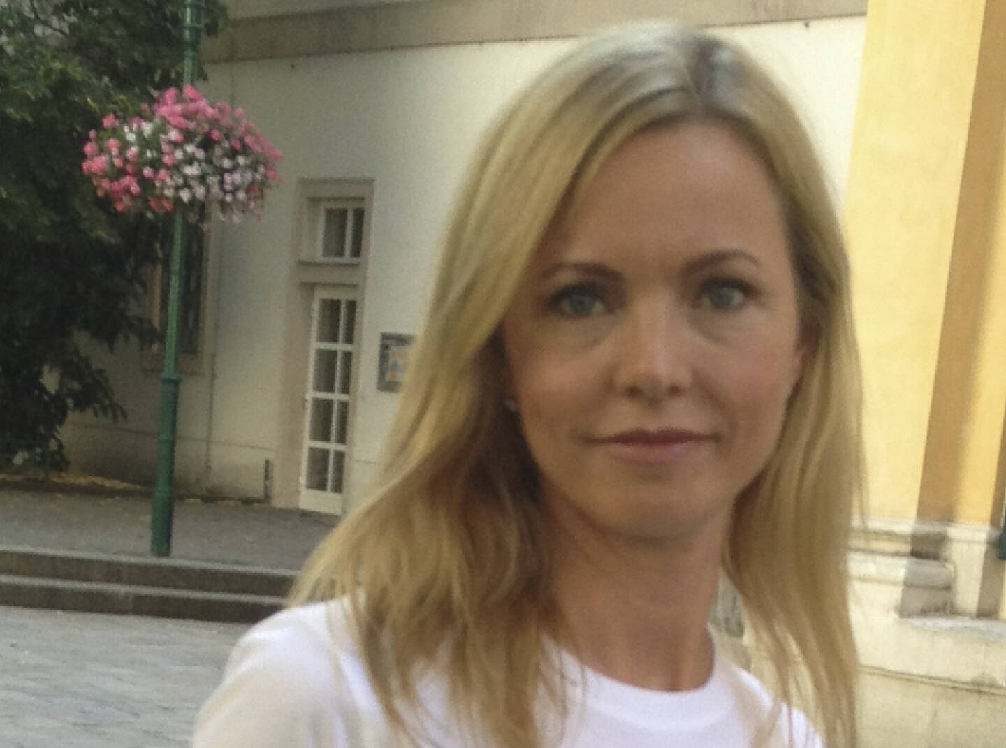Halla Gudrun Mixa, Transvox Language Services (27.Juli) - finanzmarktfoto.at wünscht alles Gute!