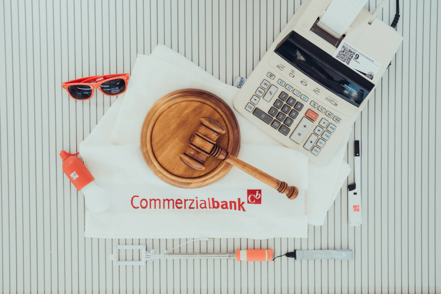 Tresore und Schließfächer, Geldzählmaschinen und Alarmanlagen, palettenweise Stofftiere, Sparbüchsen und andere Werbegeschenke kommen ab 10. Dezember 2020 unter den Hammer: Im Auftrag des Masseverwalters werden sämtliches Inventar und der Lagerbestand der Commerzialbank Mattersburg online auf aurena.at versteigert. Fotocredit:Lex Karelly