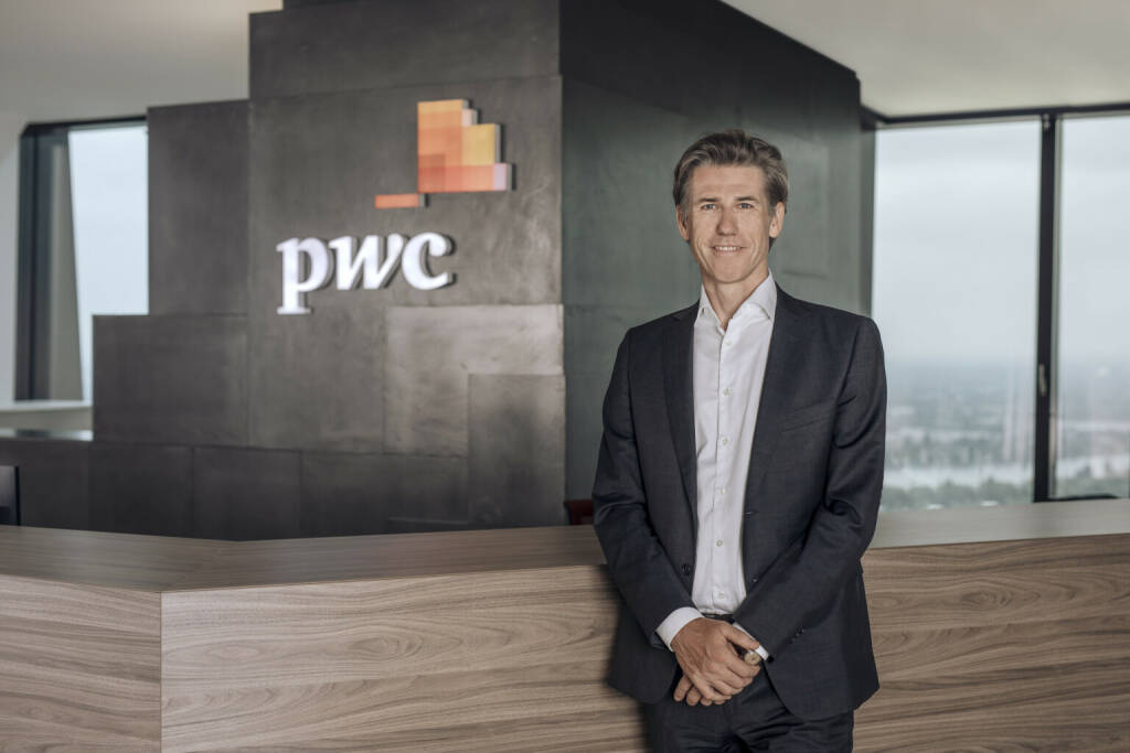 PwC Österreich: Weltwirtschaft wird 2021 im Rekordtempo um 5 Prozent wachsen, laut dem Global Economy Watch von PwC wird die Weltwirtschaft im Jahr 2021, gemessen an Marktwechselkursen, um 5 Prozent wachsen – das ist das schnellste, im 21. Jahrhundert bisher gemessene Wachstum. im Bild: Peter Perktold, CEO und Senior Partner bei PwC Österreich, Fotocredit:PwC Österreich, © Aussender (27.01.2021) 