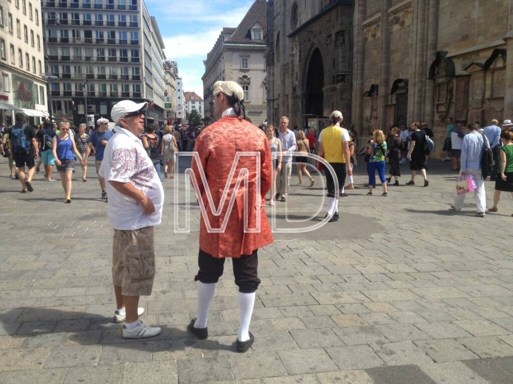 Stephansplatz, Mozart, Verkäufer, © www.martina-draper.at (31.07.2013) 