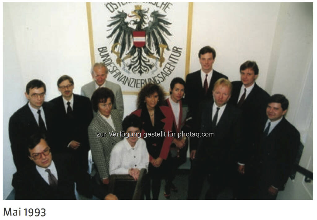 20 Jahre Österreichische Bundesfinanzierungsagentur: Team 1993 - mehr unter http://www.oebfa.at/de/osn/DownloadCenter/Die%20OeBFA/OeBFA_Geschichte_web.pdf, © OeBFA (01.08.2013) 